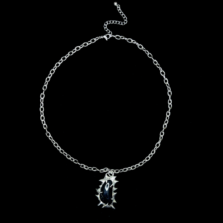 Black Tourmaline Fang Pendant  - Schwarzer Turmalin Spikes Anhänger